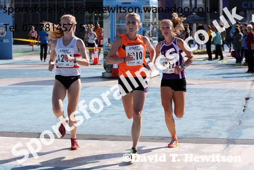 Senior women Northern 6 and 4 Stage Road Relays. Photo: David T. Hewitson/Sports for All Pics